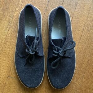 Rothy’s Monty Sneaker in Brown NWOB